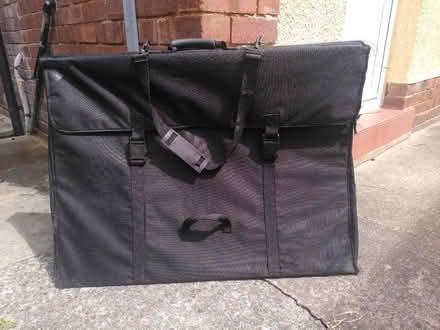 Photo of free Artist's bag (Handbridge CH4) #1