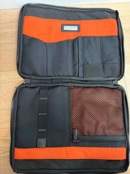 Photo of free Laptop case / organiser KNOMO (Southwark SE1) #2