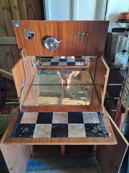 Photo of free old cocktail/drinks cabinet (City of Bristol BS5) #3