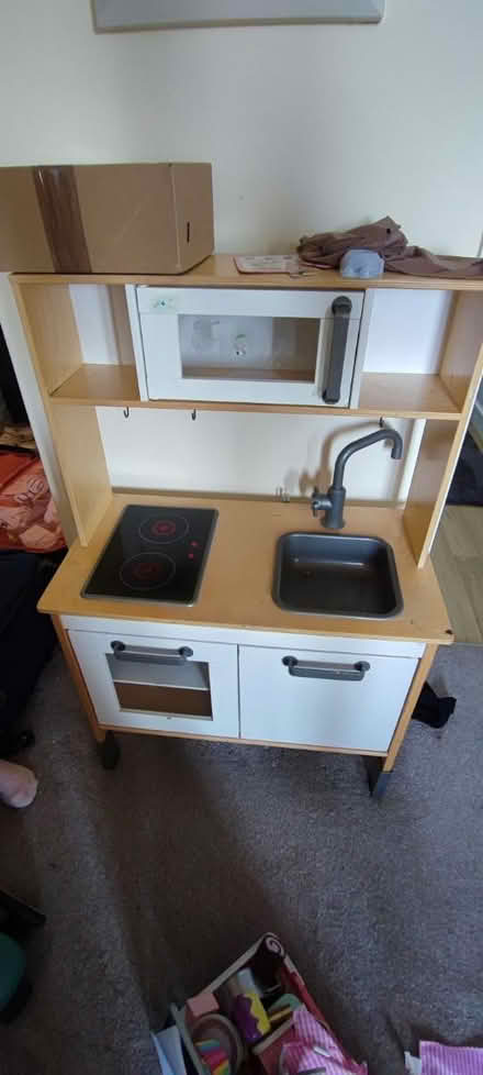 Photo of free Kitchen (Nw86jp) #1