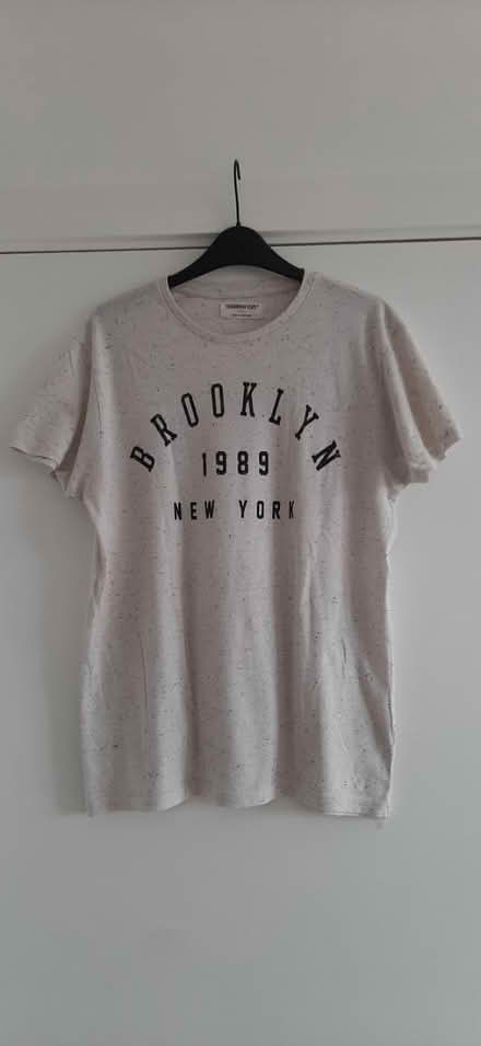Photo of free Mens tshirt #2 (Rugby CV21) #2
