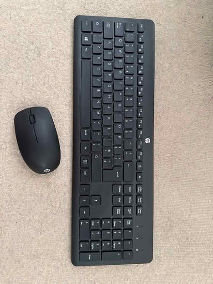 Photo of free Hp 230 wireless mouse and keyboard (Walstead RH16) #1