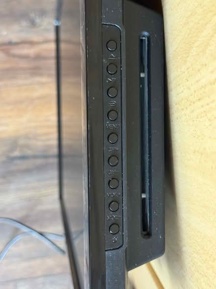 Photo of free LOGIK 26” HD ready LED iD TV Combo MODEL: L26HED12 (Spondon DE21) #4
