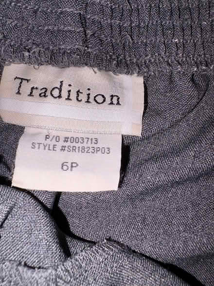 Photo of free Tradition grey dress pants size 6P (L5L 5P5) #4