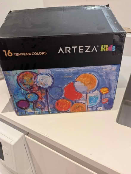 Photo of free Children's paint (Petersfield Ward CB1) #2