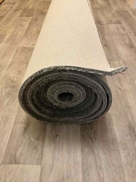Photo of free Unused carpet off-cut (S5 Hatfield/Bellhouse) #1
