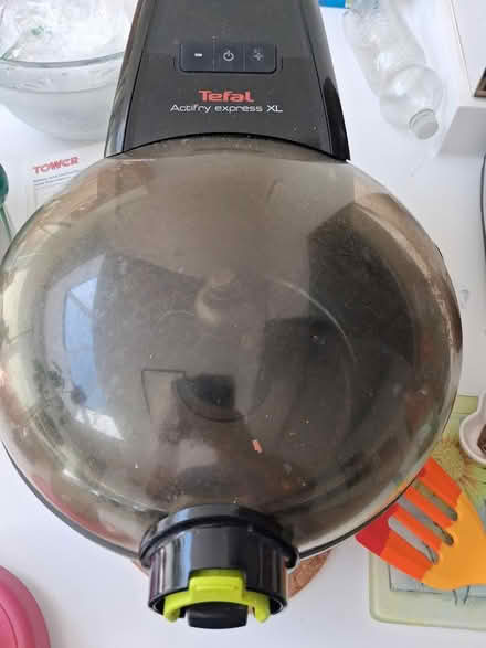 Photo of free Air fryer (Woodmancote GL52) #1