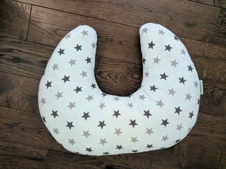 Photo of free Feeding pillow (South Croydon) #1