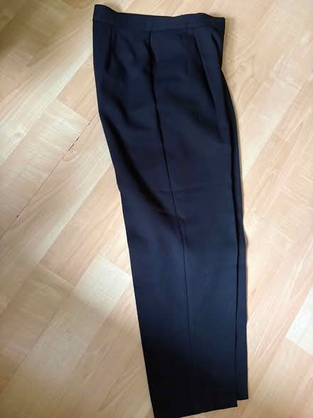 Photo of free Tan Jay black dress pants size 10 (L5L 5P5) #1