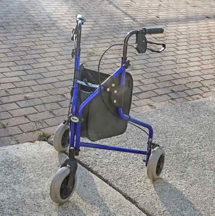 Photo of free triwalker (Hollingthorpe WF4) #1