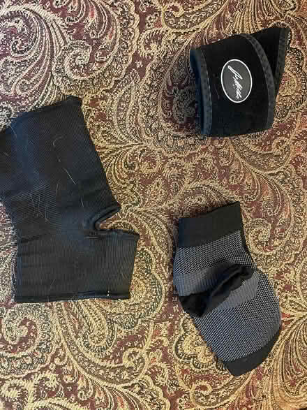 Photo of free wrist, ankle and knee braces (Wedgwood) #1