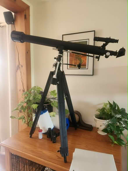 Photo of free (entry level) telescope Celestron (virgil) #1