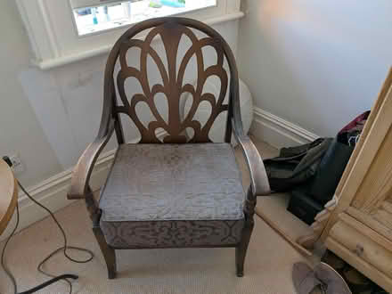 Photo of free Victorian armchair. (Clapham Common SW11) #1