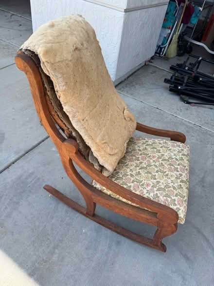 Photo of free Rocking chair (Oceanside) #1