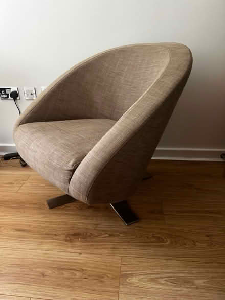 Photo of free Swivel chair (Mornington Crescent NW1) #3