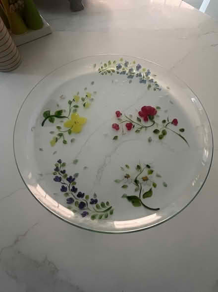 Photo of free Glass platter (Chevy Chase DC) #1