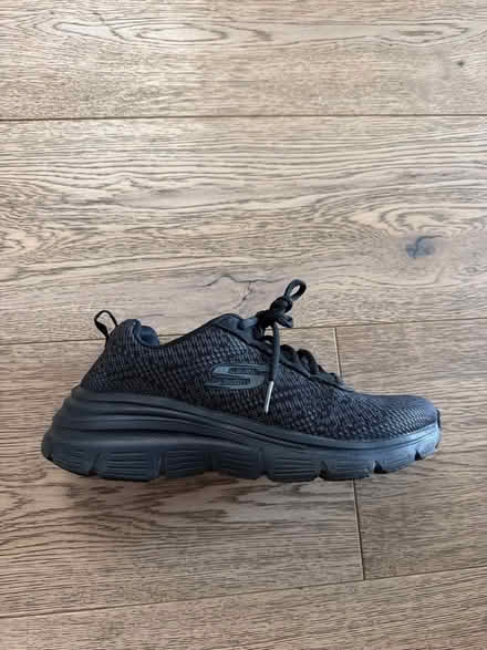 Photo of free Size 36 / UK 3 Skechers trainers (Southwark SE1) #1