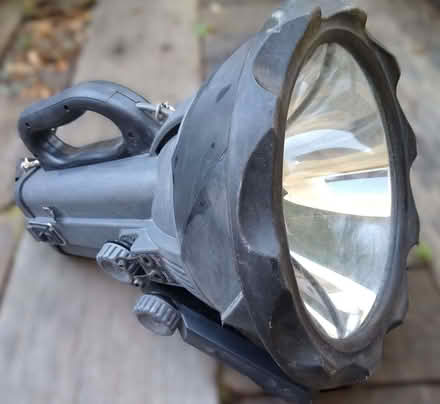 Photo of free B & Q Spot Light (Golden Triangle NR2) #2