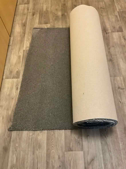 Photo of free Unused carpet off-cut (S5 Hatfield/Bellhouse) #2