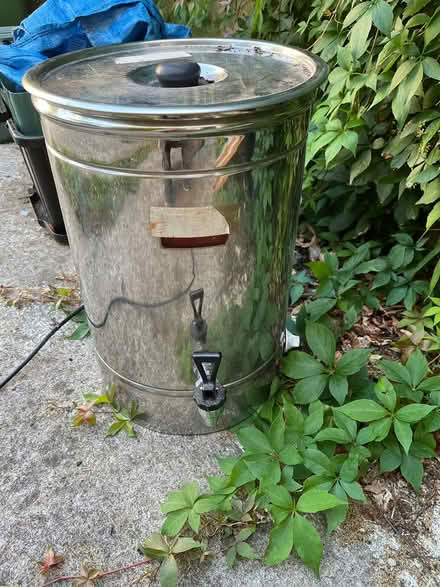 Photo of free Working large stainless steel urn (Southville BS3) #1
