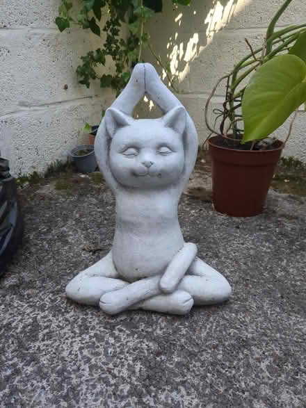 Photo of free Cat ornament (Totterdown, BS4) #1