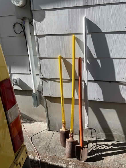 Photo of free Digging tools (Wallingford) #1