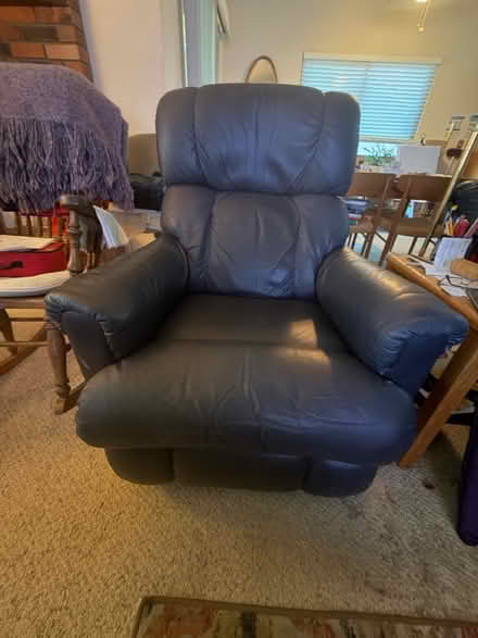 Photo of free pair of lazy boy recliners (northwest fort collins) #1
