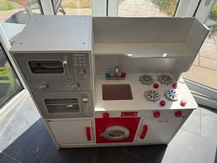 Photo of free Play kitchen (Ascot SL5) #1
