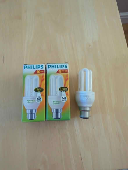 Photo of free 3 BC energy saver bulbs (Gatley SK8) #1