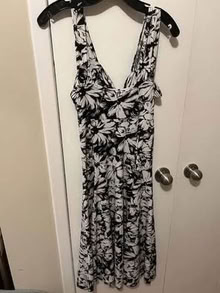 Photo of free New Small Summer dress black/white (L5L 5P5) #1