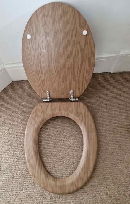Photo of free Wood Toilet Seat: Clean and Solid (Harringay Green Lanes N4) #1