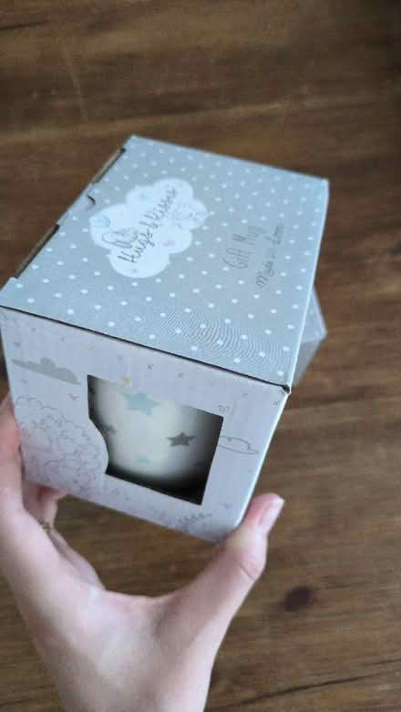 Photo of free Gift Mugs (Old Woking GU22) #3