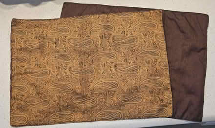 Photo of free 6 Reversible Fabric Placemats (Stanley Park Kitchener) #1