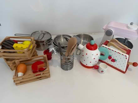 Photo of free Play kitchen (Ascot SL5) #4