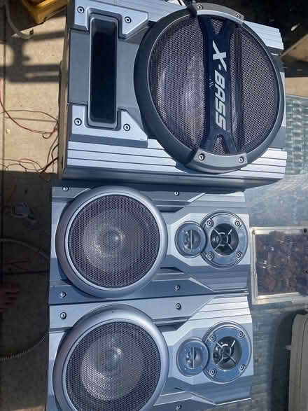 Photo of free Stero speakers (Leopardstown Dublin 18) #1