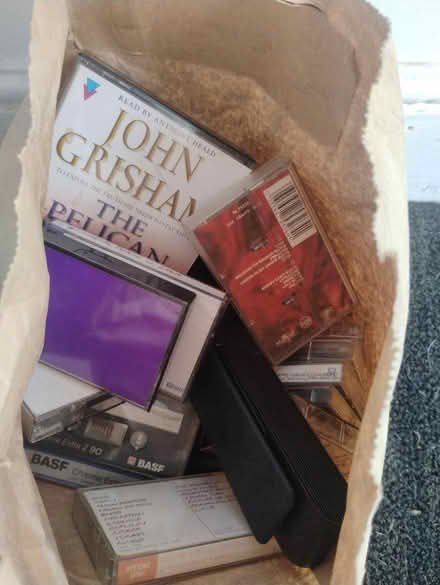 Photo of free Puzzles breadmaker dvds tapes (TN34 blacklands) #2