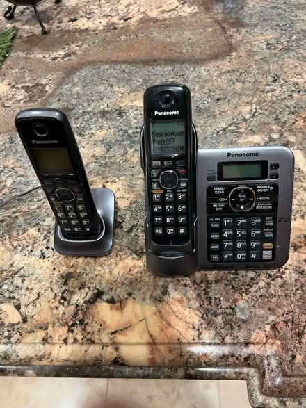 Photo of free Cordless Phones/Ans Machine (Livermore near Lowe's) #1