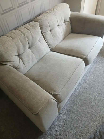 Photo of free 2 seater settee (Sheffield S5 7NE) #2