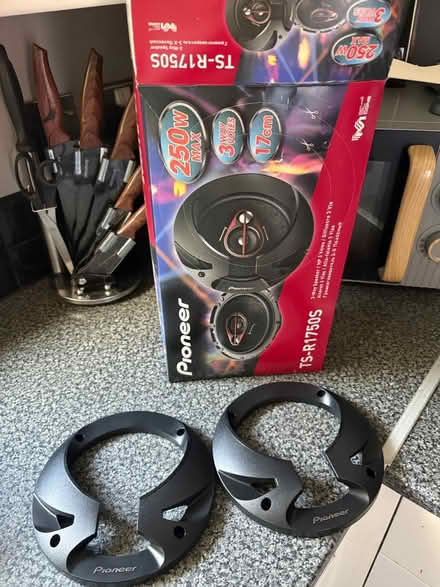Photo of free Pioneer speaker covers (Felling NE10) #1