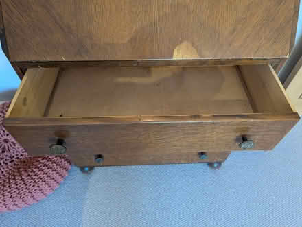 Photo of free Bureau (Kents Bank LA11) #3