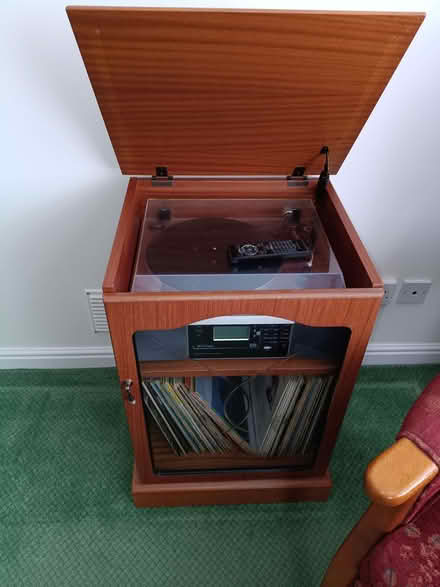 Photo of free Sitting room furniture (Hailsham BN27) #2