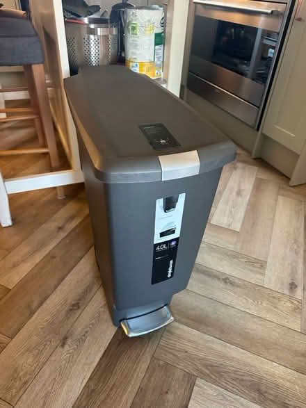 Photo of free Bin - very good condition (Sydenham) #1