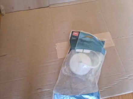 Photo of free 150mm ceiling electric pendant set (Barkingside IG6) #1