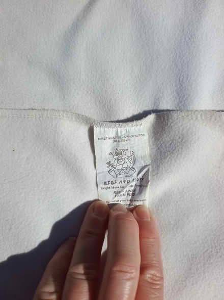 Photo of free Soft Flannel Waterproof Mattress Cover /Sheet (Bruntsfield EH10) #2