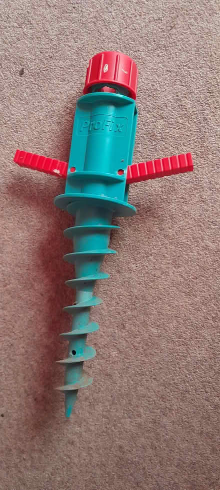 Photo of free Profix screw in spike (Thrupp GL5) #1