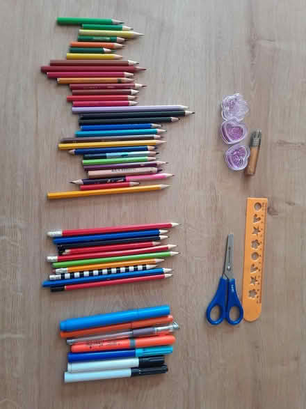 Photo of free school pencils case supplies (Blackford Hill EH9) #1