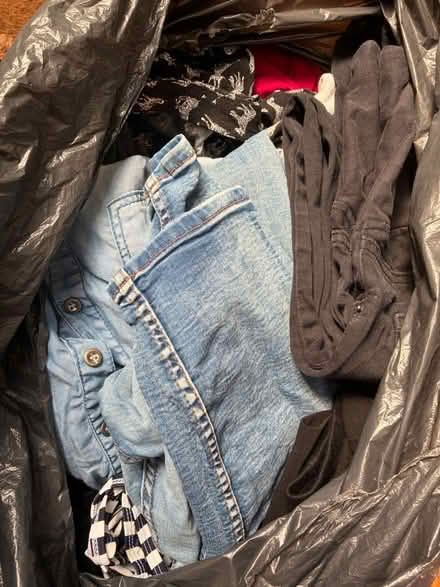 Photo of free Summer maternity clothes (Long Ditton, KT6) #1