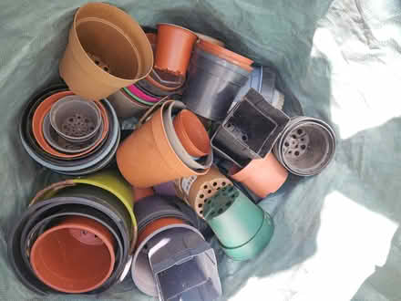 Photo of free Flower pots various sizes (Dublin 18) #1