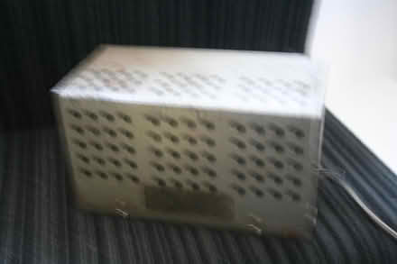 Photo of free Vintage car radio (Anglel near Chapel Market N1) #2