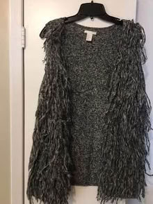 Photo of free H&M sweater like vest, Small-Med (L5L 5P5) #1